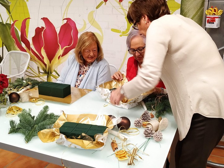 2-002-taller-centros-navideu00f1os-19-12-2019